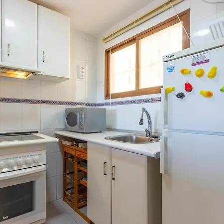 Amazing In With Kitchenette Apartment *